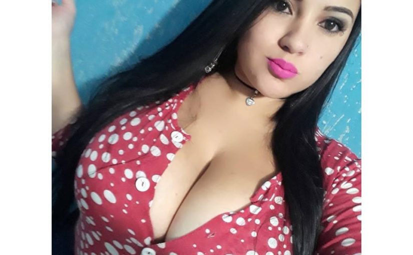 The amazing Kethelin Souza has huge tits!