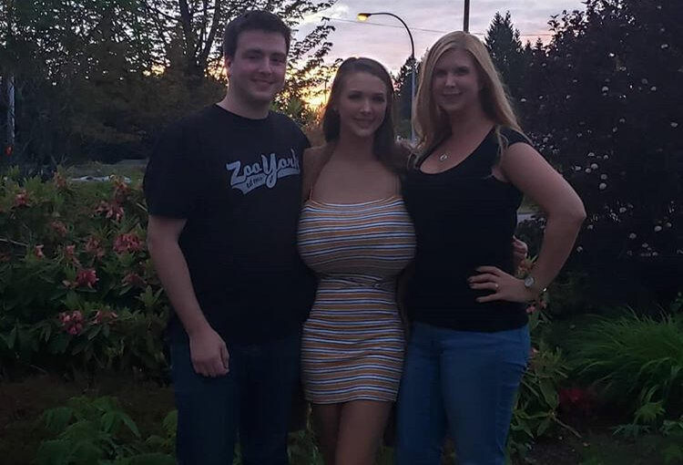 Chelsea C gigantic tits
